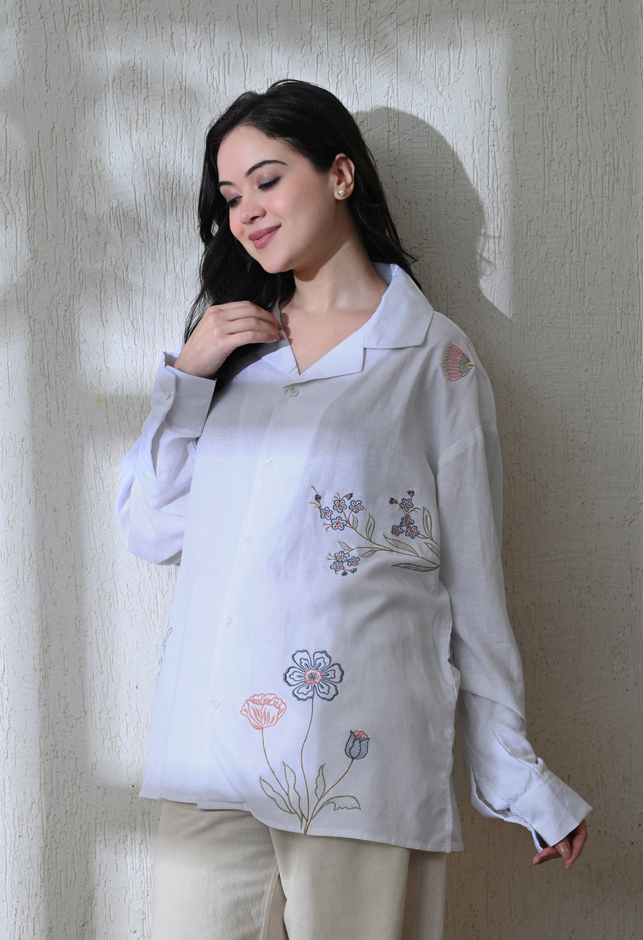 Women's Floral Whisper shirt in white – La Moon