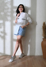 Women's Dog Chase embroidered shirt in white – La Moon
