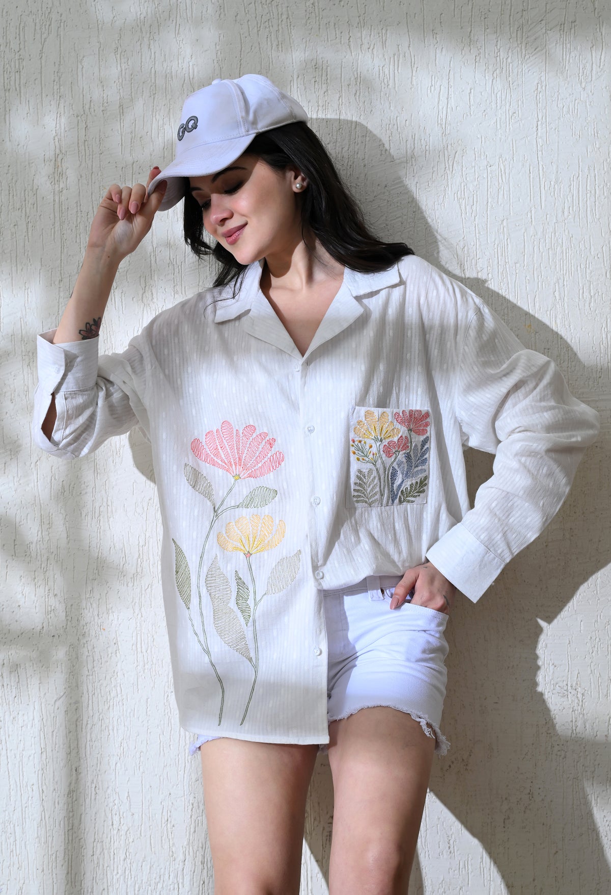 Women's Secret Meadow embroidered shirt in white – La Moon