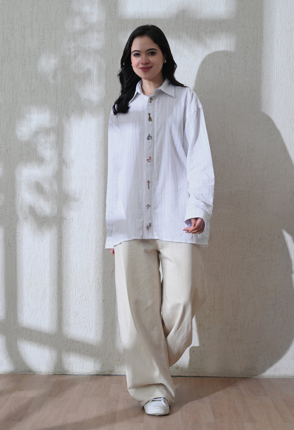 Women's Island Trail embroidered shirt in white – La Moon