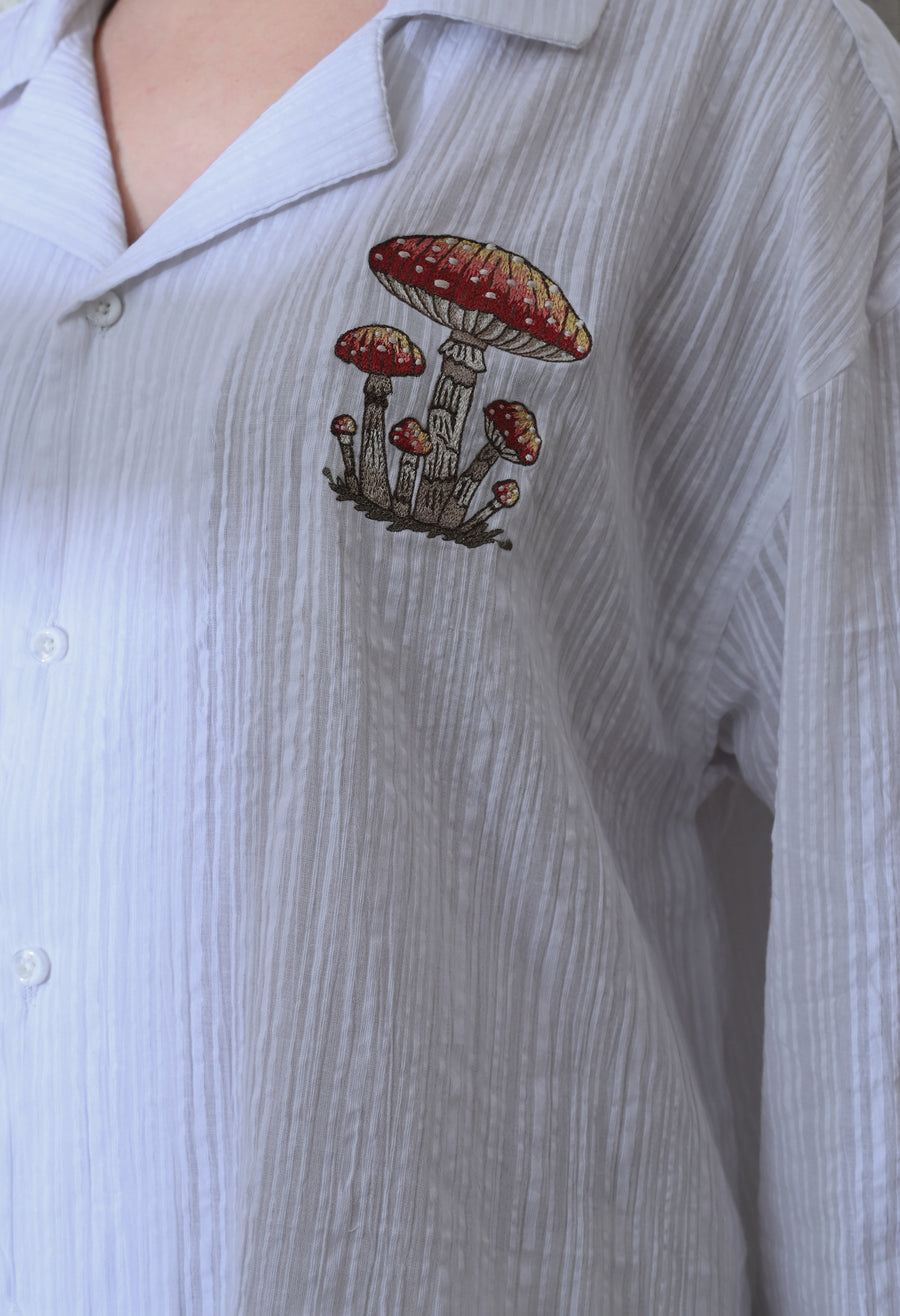 Women's Mushroom Tales embroidered shirt in white – La Moon