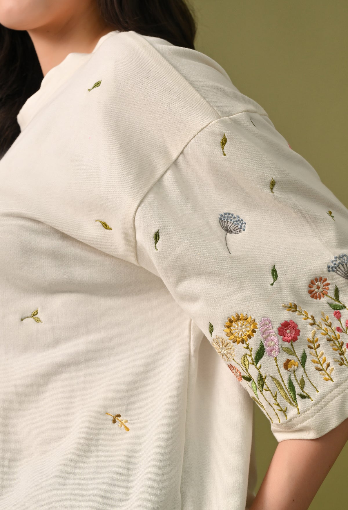 Women off white thunder leaves embroidered unisex tshirt