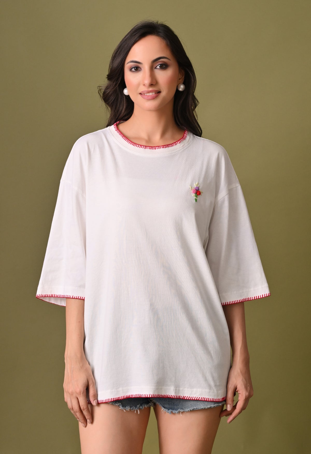 Women white bouqet embroidered unisex tshirt