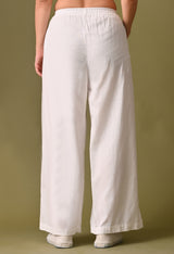 Women casual loose fit off white pleated pocket trouser