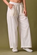 Women casual loose fit off white pleated pocket trouser