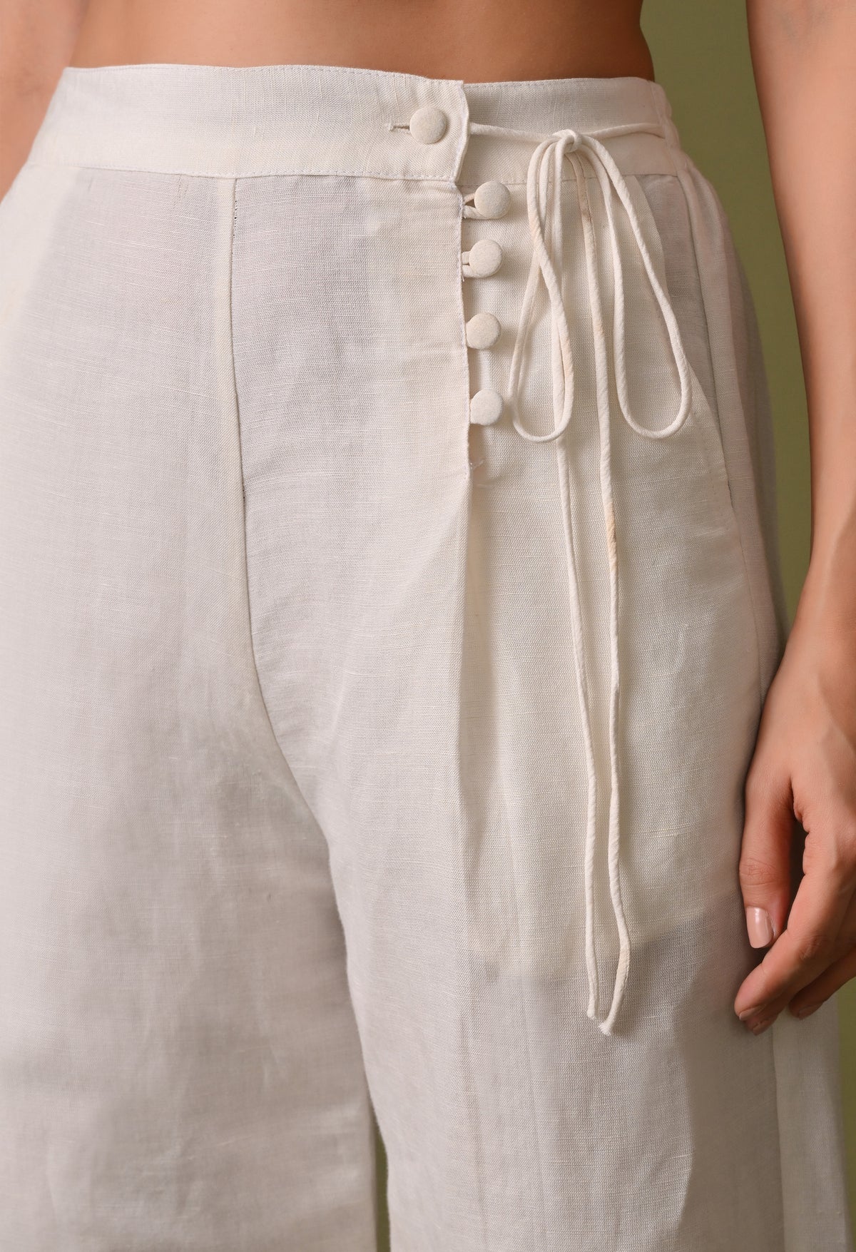 Women casual loose fit side button off white trouser