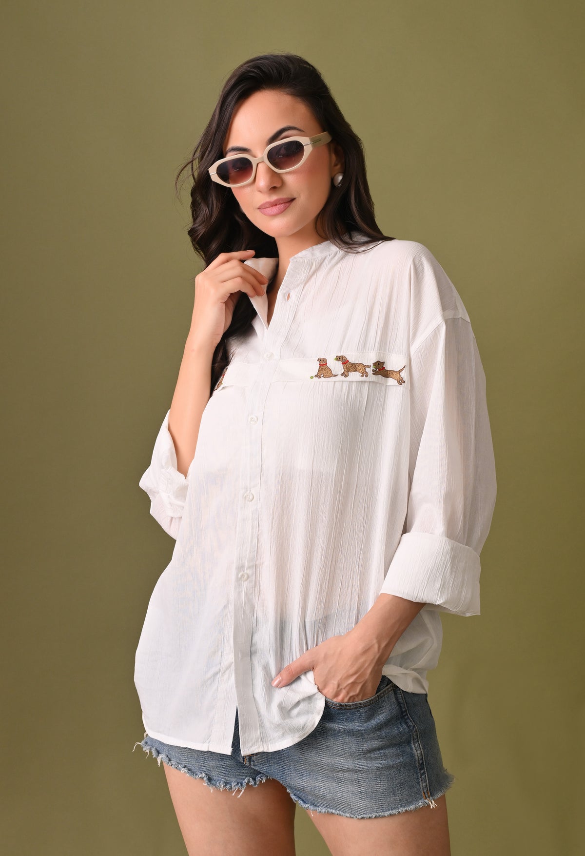 Women white brown dog chase embroidered unisex shirt