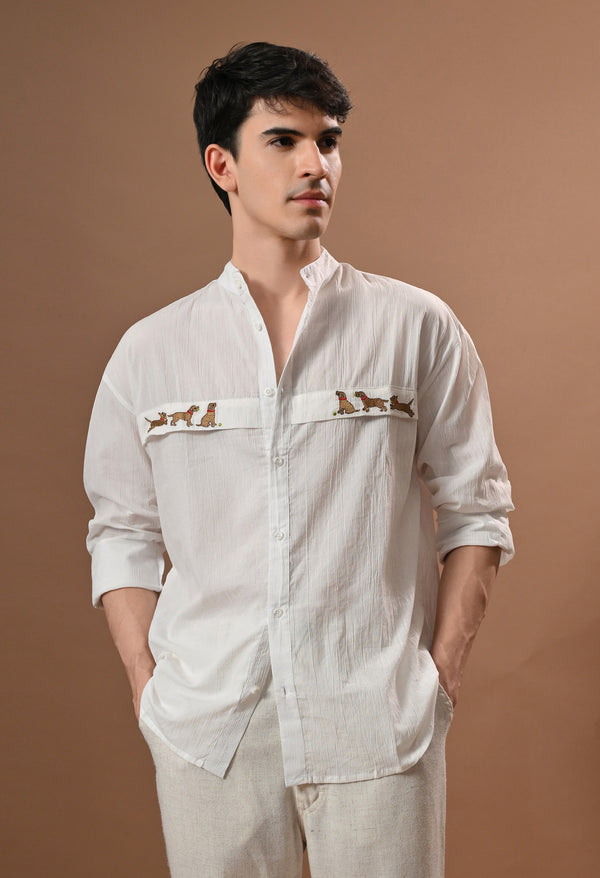 Men white brown dog chase embroidered unisex shirt