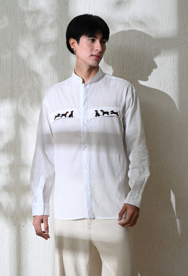 Men White Dog Chase Embroidered Shirt