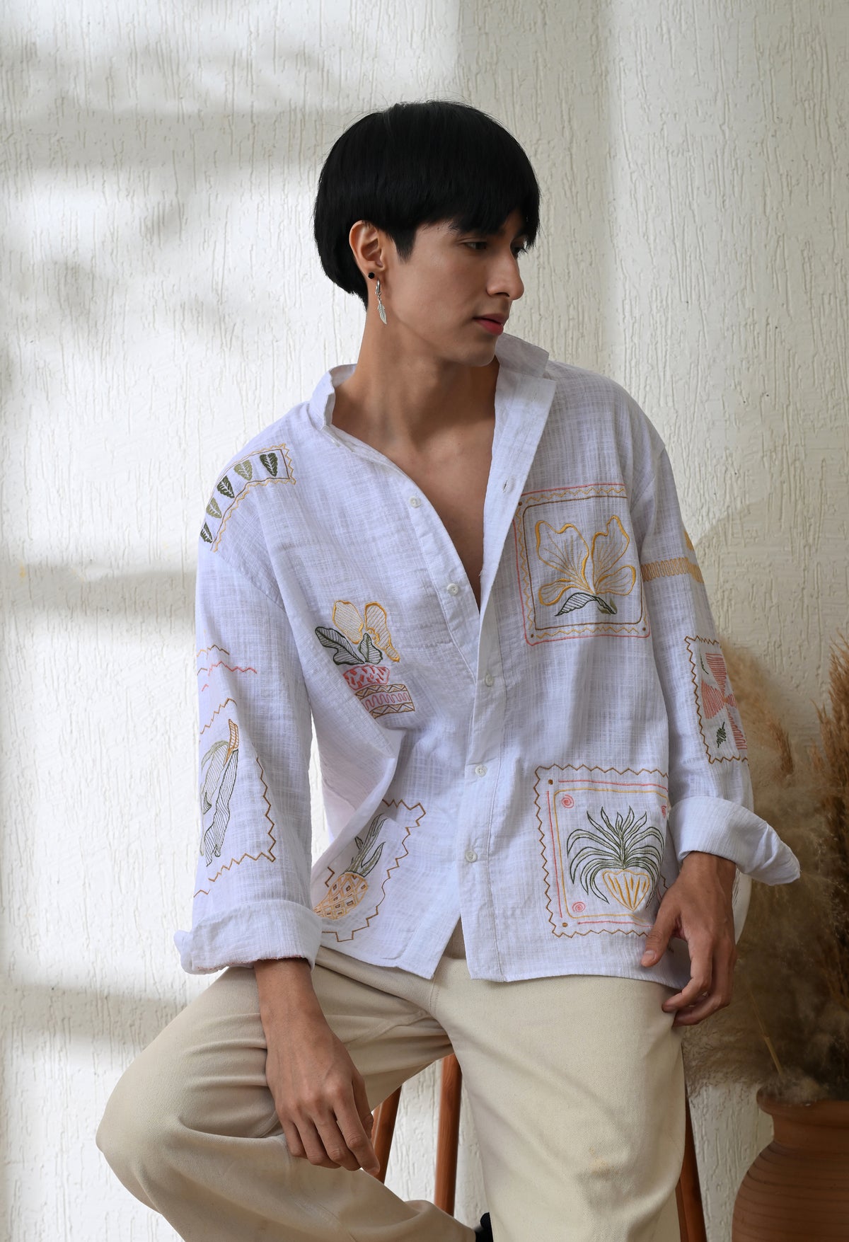 Men's Secret Meadow embroidered shirt in white – La Moon