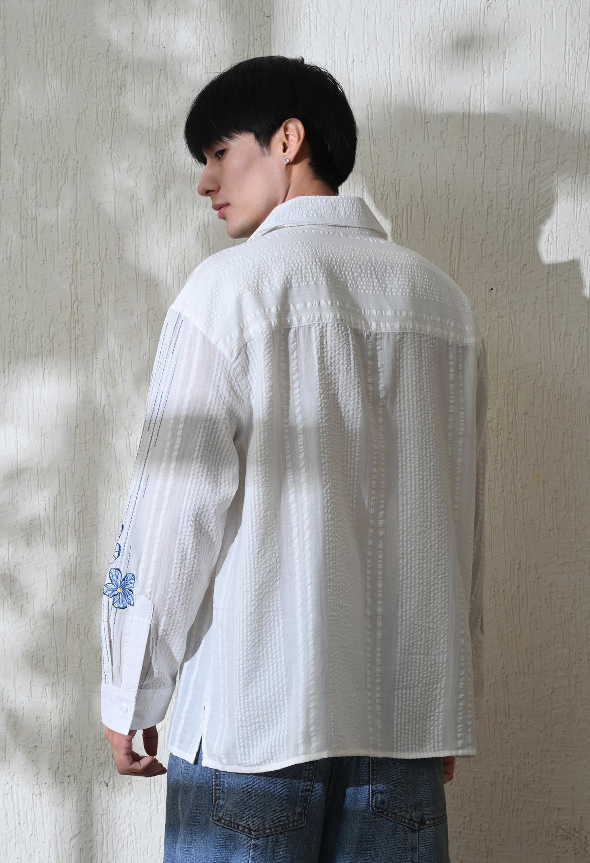 Men's Aqua Petals embroidered shirt in white – La Moon